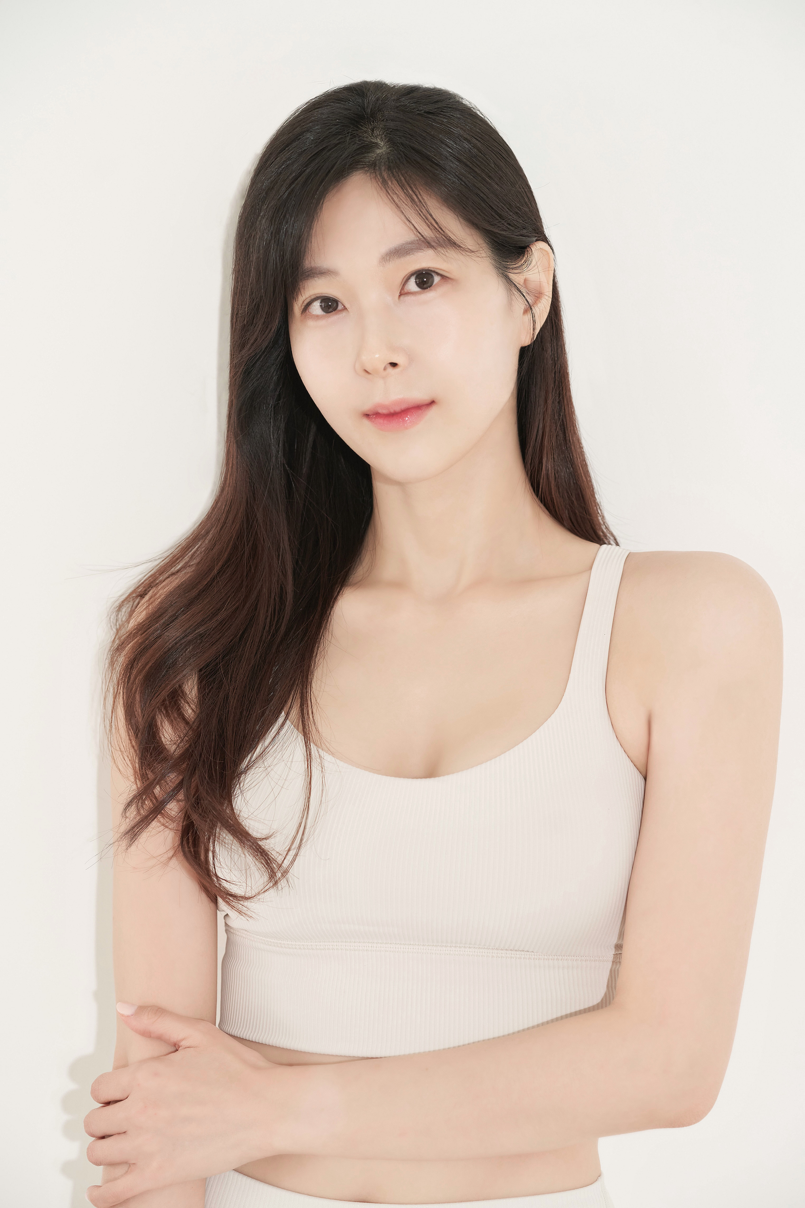 MIJEONG CHO, pilates instructor