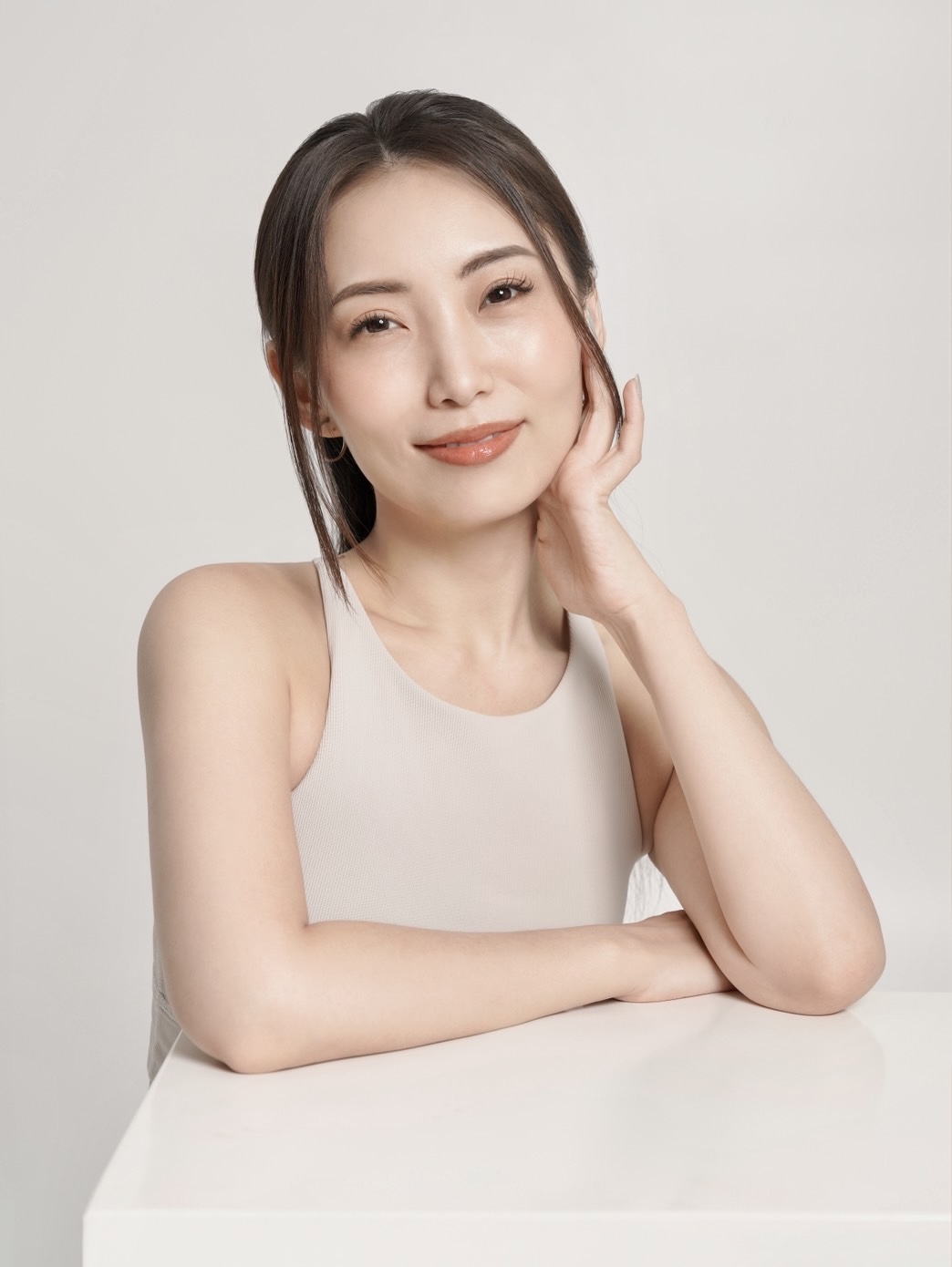 YUI KAMEMOTO, pilates instructor