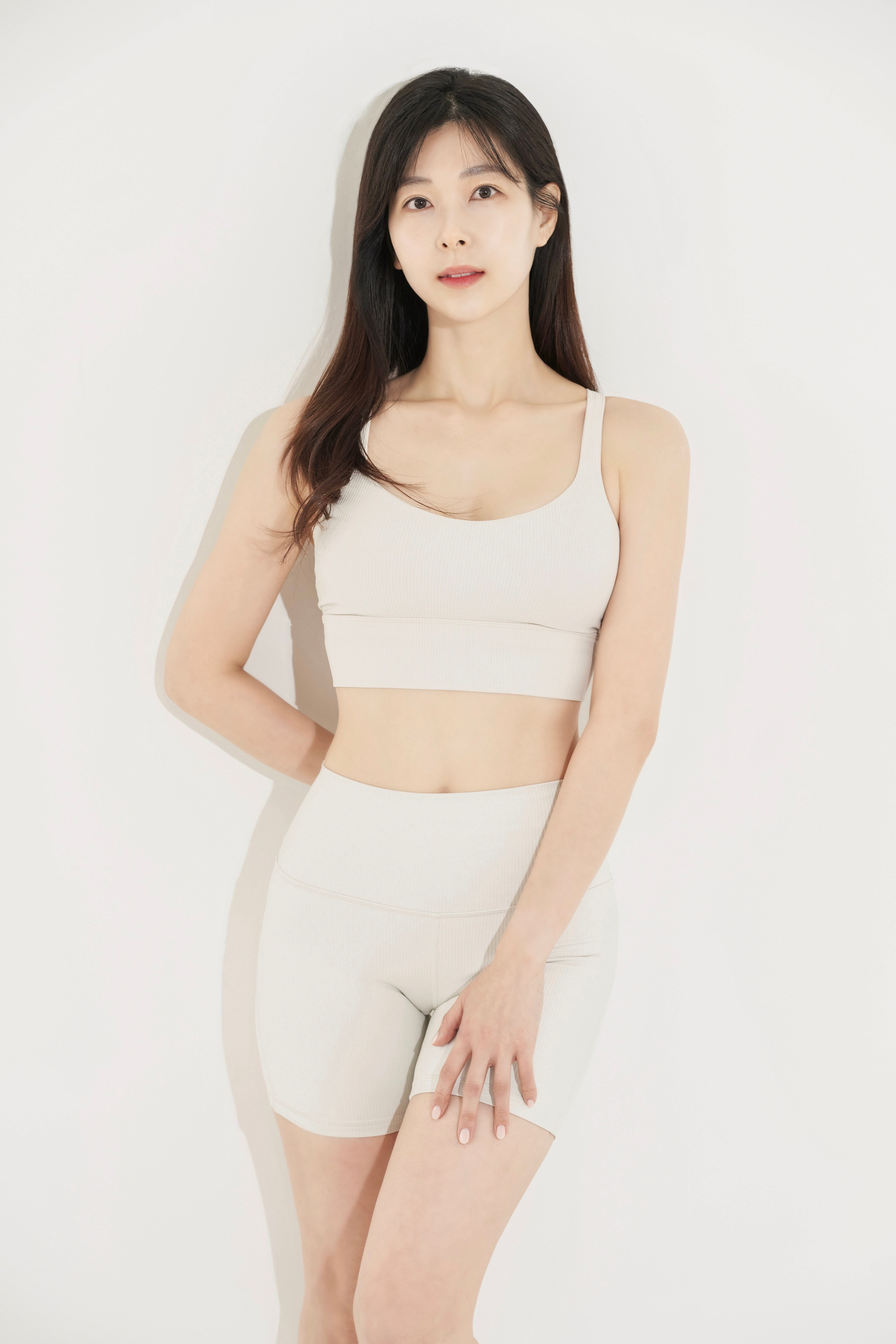 MIJEONG CHO, professional pilates instructor