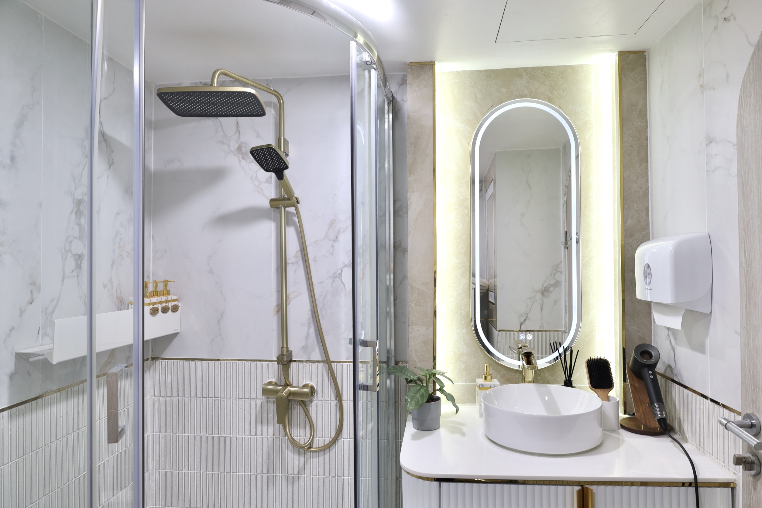 Perfect studio facilities and equipment